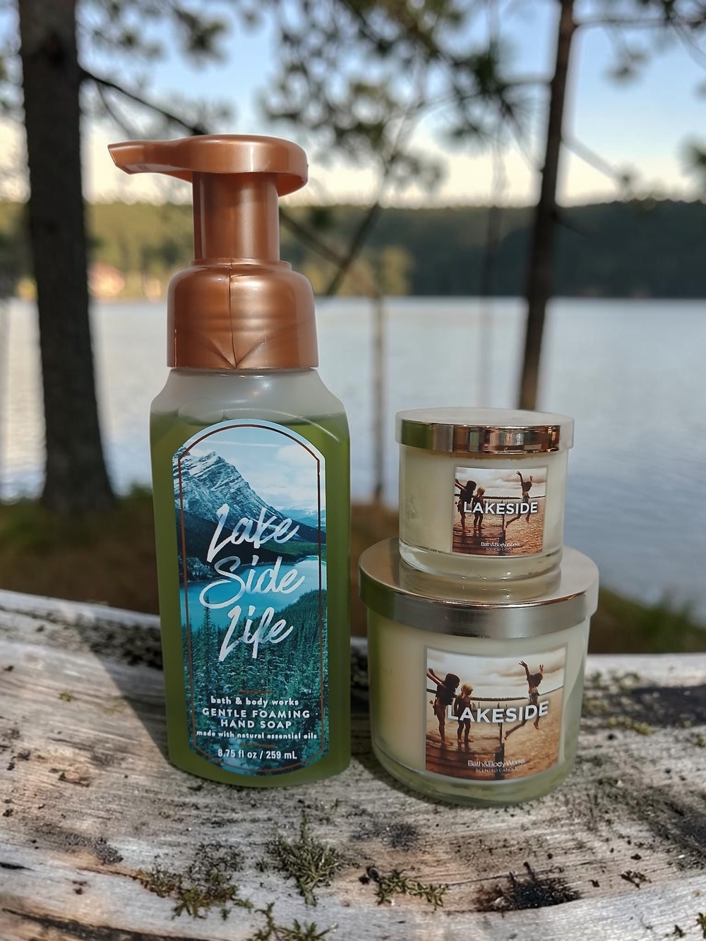 Bath & Body Works Lakeside Life Gentle Foaming Hand Soap - Green